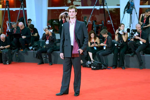Emanuele Maria DI Stefano bei der Premiere des Kinofilms La cittÃ dei vivi auf der Biennale di Venezia 2023 83. Internationale Filmfestspiele von Venedig im Palazzo del Cinema. Venedig, 04.09.2026