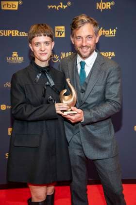 ABB GOLDHENNE- Liv Lisa Fries, Volker Bruch Babylon Berlin Preistraeger mit Henne zu Gast auf dem roten Teppich zu der Verleihung der 32.Goldenen Henne Publikumspreis Neue Messe Leipzig am 04.09.2026 in Leipzig Sachsen Deutschland