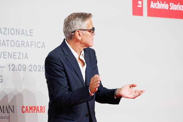 News - Furies Red Carpet - The 83rd Venice International Film Festival VENICE, ITALY - SEPTEMBER 04: George Clooney attends the Furies Screening during the 83rd Venice International Film Festival at Sala Giardino on September 04, 2026 in Venice, Italy. Photo: Cinzia Camela. Lido di Venezia Sala Giardino Italy Copyright: xCinziaxCamelax xLiveMediax LPN_2642776