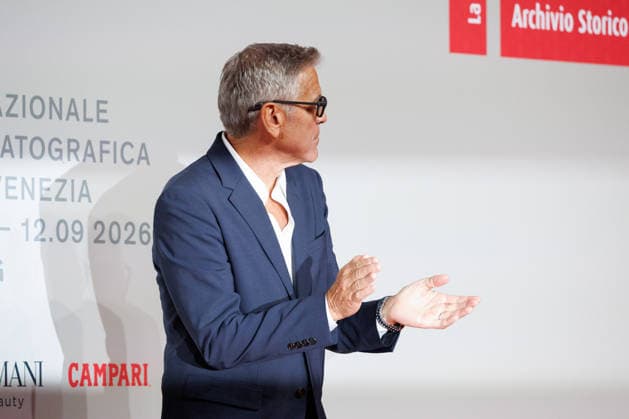 News - Furies Red Carpet - The 83rd Venice International Film Festival VENICE, ITALY - SEPTEMBER 04: George Clooney attends the Furies Screening during the 83rd Venice International Film Festival at Sala Giardino on September 04, 2026 in Venice, Italy. Photo: Cinzia Camela. Lido di Venezia Sala Giardino Italy Copyright: xCinziaxCamelax xLiveMediax LPN_2642777