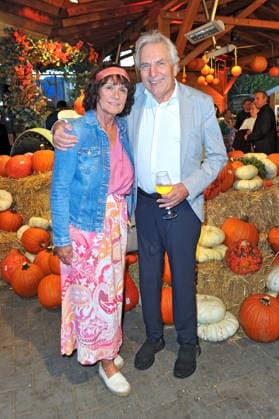 Pumpkin Night 2026 . Jürgen Roters mit seiner Ehefrau Angela Koelner anläßlich der Pumpkin Night 2026 am 04.09.2026 auf dem Erlebnisbauernhof Gertrudenhof in Hürth. 20260904MWI145394