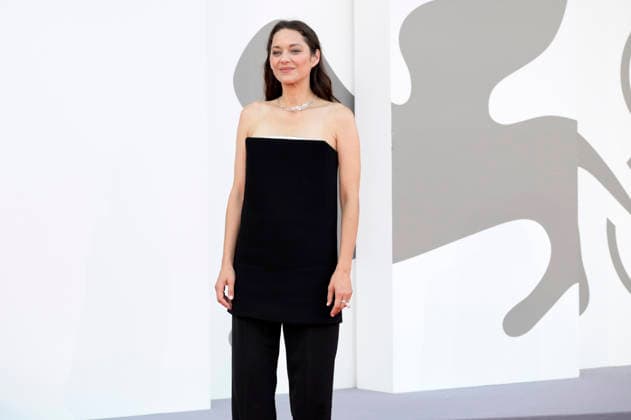 Marion Cotillard bei der Premiere des Kinofilms Mr. Nelson, Did You Kill People Nelson-san, anata wa hito o koro shimashita ka? auf der Biennale di Venezia 2023 83. Internationale Filmfestspiele von Venedig im Palazzo del Cinema. Venedig, 04.09.2026