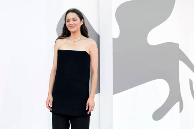 Marion Cotillard bei der Premiere des Kinofilms Mr. Nelson, Did You Kill People Nelson-san, anata wa hito o koro shimashita ka? auf der Biennale di Venezia 2023 83. Internationale Filmfestspiele von Venedig im Palazzo del Cinema. Venedig, 04.09.2026