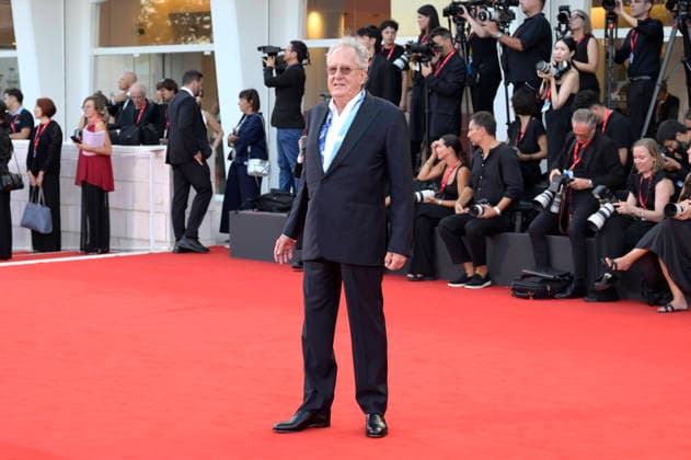 Geoffrey Rush bei der Premiere des Kinofilms Mr. Nelson, Did You Kill People Nelson-san, anata wa hito o koro shimashita ka? auf der Biennale di Venezia 2023 83. Internationale Filmfestspiele von Venedig im Palazzo del Cinema. Venedig, 04.09.2026
