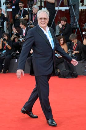 Geoffrey Rush bei der Premiere des Kinofilms Mr. Nelson, Did You Kill People Nelson-san, anata wa hito o koro shimashita ka? auf der Biennale di Venezia 2023 83. Internationale Filmfestspiele von Venedig im Palazzo del Cinema. Venedig, 04.09.2026