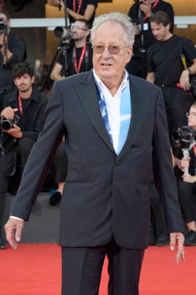 Geoffrey Rush bei der Premiere des Kinofilms Mr. Nelson, Did You Kill People Nelson-san, anata wa hito o koro shimashita ka? auf der Biennale di Venezia 2023 83. Internationale Filmfestspiele von Venedig im Palazzo del Cinema. Venedig, 04.09.2026