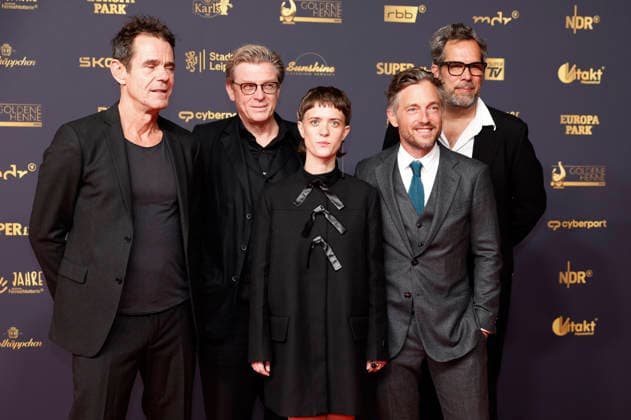 Tom Tykwer, Hendrik Handloegten, Liv Lisa Fries, Volker Bruch und Achim von Borries bei der 32. Verleihung der Goldenen Henne 2026 in der Leipziger Messe. Leipzig, 04.09.2026