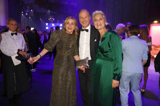 Christine Sommer, Martin Brambach und Sarah Wiener bei der 32. Verleihung der Goldenen Henne 2026 in der Leipziger Messe. Leipzig, 04.09.2026