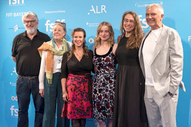Carsten Zehm, Gast, Susanne Zehm, Luna Wedler, Katalin Gödrös und Matthias Helwig bei der 8. Verleihung des Hannelore-Elsner-Preises auf dem 20. Fünf Seen Filmfestival 2026 in der Schlossberghalle. Starnberg, 04.09.2026
