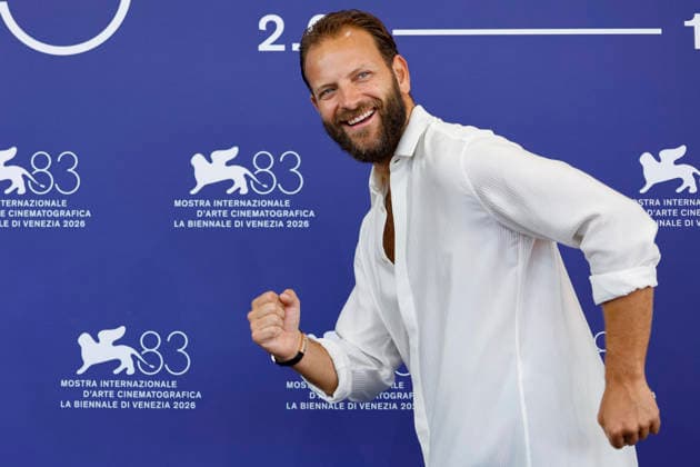 September 5, 2026, Venice, ITALY: Italian actor Alessandro Borghi poses for the photocell of ™Serpenti at the 83rd annual Venice International Film Festival, in Venice, Italy, 05 September 2026. The movie is presented out the competition at the festival running from 02 to 12 September 2026. ANSA FABIO FRUSTACI. Venice ITALY  - ZUMAa110 20260905_zaf_a110_004 Copyright: xFabioxFrustacix