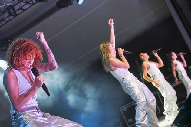 Lucy Diakovska, Sandy Mölling, Jessica Wahls und Nadja Benaissa von den No Angels bei einem Konzert der TwentyFive Live -Jubiläumstour auf der Parkbühne. Hannover, 04.09.2026