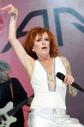 Lucy Diakovska von den No Angels bei einem Konzert der TwentyFive Live -Jubiläumstour auf der Parkbühne. Hannover, 04.09.2026