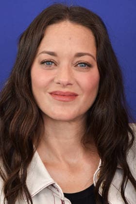 83rd Venice Film Festival Photocall with Marion Cotillard 83rd Venice Film Festival Venice International Film Festival Marion Cotillard attends the BIENNALE COLLEGE CINEMA 15th Edition photocall Photos by Thomas Bohlen Starface 459423 2026 09 05 Venice Italy  Copyright: xThomasxBohlenx STAR_459423_031