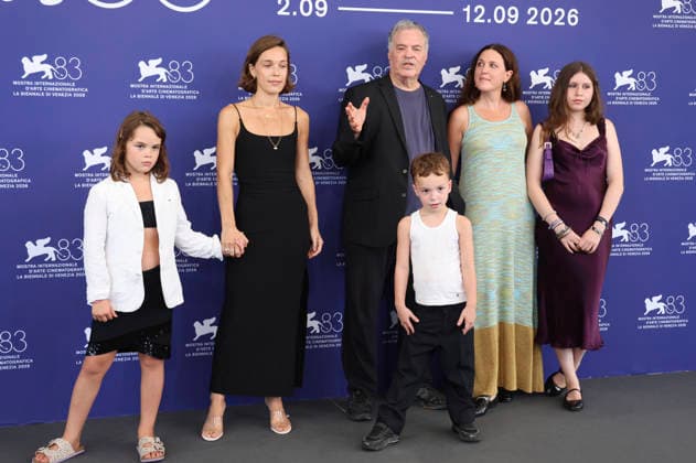 Sara Arenberg Gitai, Amos Gitai, Keren Gitai und Gäste beim Photocall zum Dokumentarfilm The Road to Jericho auf der Biennale di Venezia 2026 83. Internationale Filmfestspiele von Venedig im Palazzo del Casino. Venedig, 05.09.2026