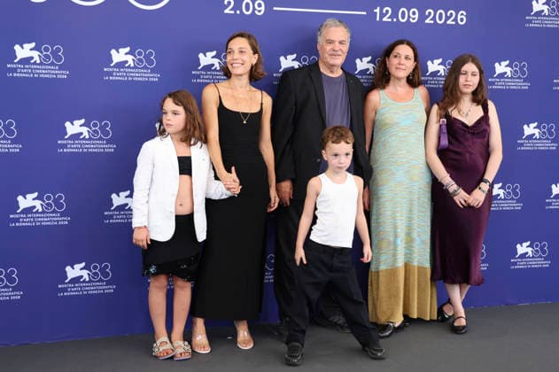 Sara Arenberg Gitai, Amos Gitai, Keren Gitai und Gäste beim Photocall zum Dokumentarfilm The Road to Jericho auf der Biennale di Venezia 2026 83. Internationale Filmfestspiele von Venedig im Palazzo del Casino. Venedig, 05.09.2026