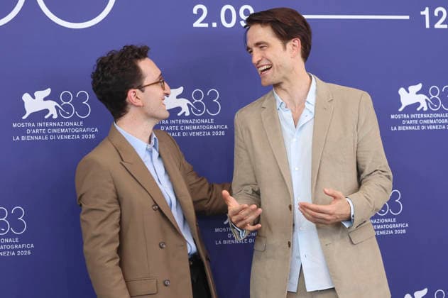 Lance Oppenheim und Robert Pattinson beim Photocall zum Kinofilm Primetime auf der Biennale di Venezia 2026 83. Internationale Filmfestspiele von Venedig im Palazzo del Casino. Venedig, 05.09.2026