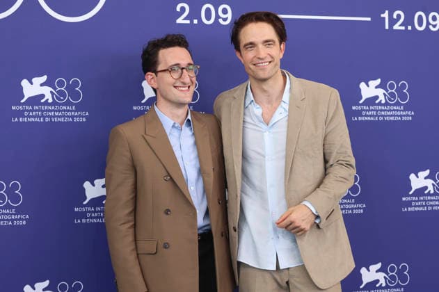 Lance Oppenheim und Robert Pattinson beim Photocall zum Kinofilm Primetime auf der Biennale di Venezia 2026 83. Internationale Filmfestspiele von Venedig im Palazzo del Casino. Venedig, 05.09.2026