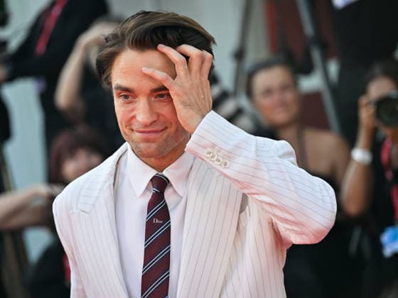 IPA88150214 - Venice, 83rd Venice International Film Festival 2026 - Night 4 - Primetime Red Carpet - Pictured: Robert Pattinson  Copyright: xManuelexMangiarottix xPoolxPhotoxEventsx08x 88150214