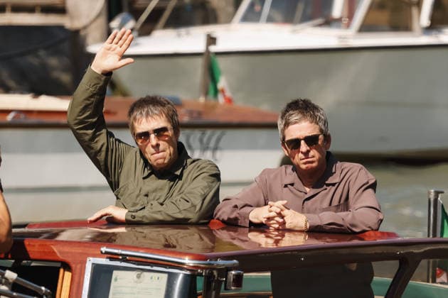 IPA88150629 - Venice: The cast arrives at the photocall for the press conference for the film Oasis: Don t Look Back In Anger during the 83rd Venice International Film Festival at the Palazzo del CasinÃ². Pictured: Liam Gallagher and Noel Gallagher  Copyright: xAlessandroxBremecx xx 88150629
