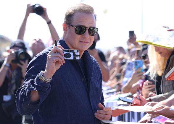 Brendan Fraser inaugurated his beach cabin on the Deauville boardwalk during the 52nd American Film Festival on September 5, 2026, in the presence of the city’s mayor, P. Augier, Denis Guignebourg, Bestimage. Brendan Fraser inaugurates his beach cabin on the Deauville boardwalk during the 52nd American Film Festival on September 5, 2026, in the presence of the city’s mayor, P. Augier, Deauville, France Copyright: xDenisxGuignebourgx xBestimagexDenisxGuignebourgx xBestimagex