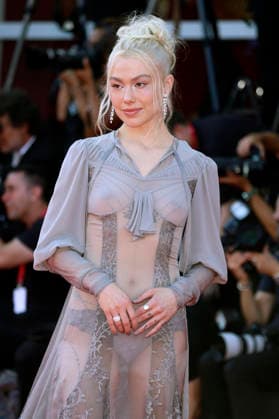Phoebe Bridgers bei der Premiere des Kinofilms Primetime auf der Biennale di Venezia 2023 83. Internationale Filmfestspiele von Venedig im Palazzo del Cinema. Venedig, 05.09.2026