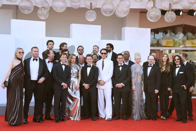 AJ Bourscheid, Skyler Gisondo, Merritt Wever, Robert Pattinson, Lance Oppenheim Phoebe Bridgers, Ari Aster, Brighton McCloskey, Ajon Singh und Bokeem Woodbine mit Cast und Team bei der Premiere des Kinofilms Primetime auf der Biennale di Venezia 2023 83. Internationale Filmfestspiele von Venedig im Palazzo del Cinema. Venedig, 05.09.2026