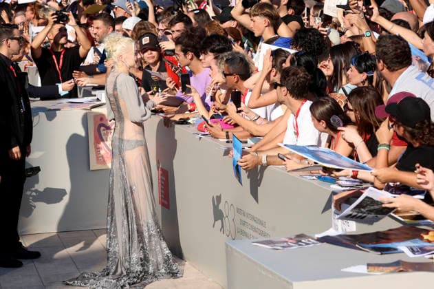 Phoebe Bridgers bei der Premiere des Kinofilms Primetime auf der Biennale di Venezia 2023 83. Internationale Filmfestspiele von Venedig im Palazzo del Cinema. Venedig, 05.09.2026