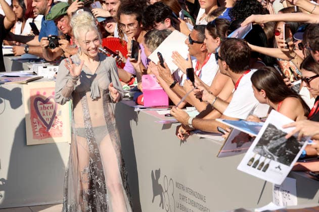 Phoebe Bridgers bei der Premiere des Kinofilms Primetime auf der Biennale di Venezia 2023 83. Internationale Filmfestspiele von Venedig im Palazzo del Cinema. Venedig, 05.09.2026