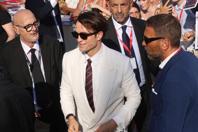 Robert Pattinson bei der Premiere des Kinofilms Primetime auf der Biennale di Venezia 2023 83. Internationale Filmfestspiele von Venedig im Palazzo del Cinema. Venedig, 05.09.2026