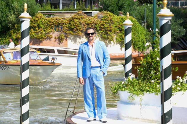 Asier Etxeandia bei der Ankunft am Pier des Hotels Excelsior auf der Biennale di Venezia 2026 83. Internationale Filmfestspiele von Venedig. Venedig, 05.09.2026