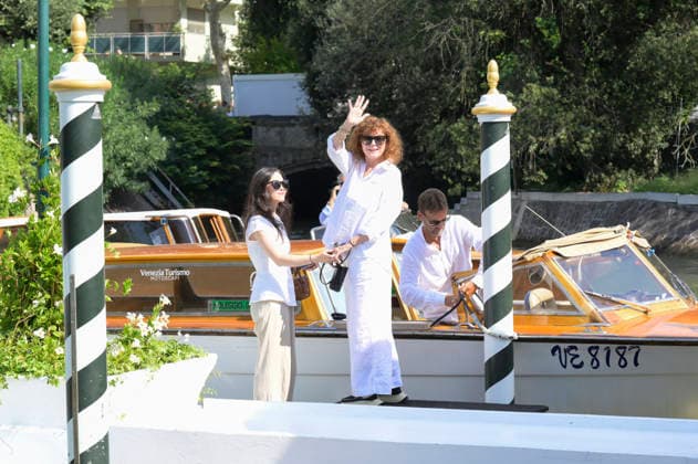 Susan Sarandon bei der Abfahrt vom Pier des Hotels Excelsior auf der Biennale di Venezia 2026 83. Internationale Filmfestspiele von Venedig. Venedig, 05.09.2026