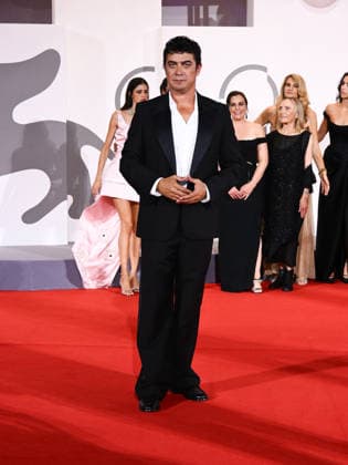 IPA88162095 - Venice, 83rd Venice International Film Festival 2026, Night 4 Red Carpet for Oasis: Don t Look Back in Anger. Pictured: Riccardo Scamarcio  Copyright: xAlbertoxTerenghi PoolxPhotoxEvenx xPoolxPhotoxEventsx08x 88162095