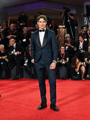 IPA88160559 - Venice, 83rd Venice International Film Festival 2026 - Night 4 - Red Carpet for Oasis: Don t Look Back in Anger In the photo: Matteo Guerrieri  Copyright: xManuelexMangiarottix xPoolxPhotoxEventsx08x 88160559