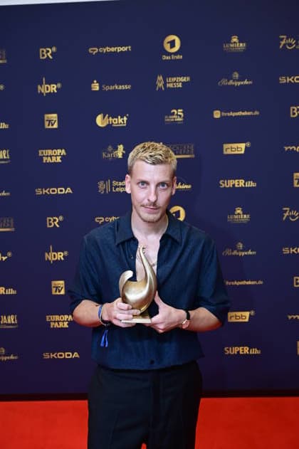 Felix Lobrecht bei der 32. Verleihung der Goldenen Henne 2026 in der Leipziger Messe. Leipzig, 04.09.2026 Copyright: xMatthiasxWehnertx