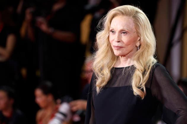 Faye Dunaway bei der Premiere des Dokumentarfilms Oasis: Don t Look Back in Anger auf der Biennale di Venezia 2023 83. Internationale Filmfestspiele von Venedig im Palazzo del Cinema. Venedig, 05.09.2026