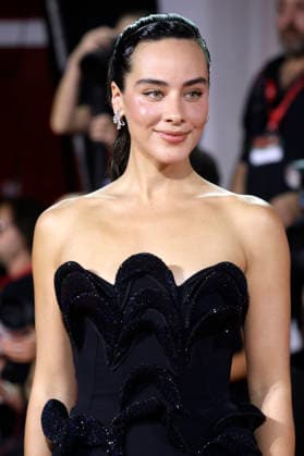 Esmeralda Pimentel bei der Premiere des Dokumentarfilms Oasis: Don t Look Back in Anger auf der Biennale di Venezia 2023 83. Internationale Filmfestspiele von Venedig im Palazzo del Cinema. Venedig, 05.09.2026