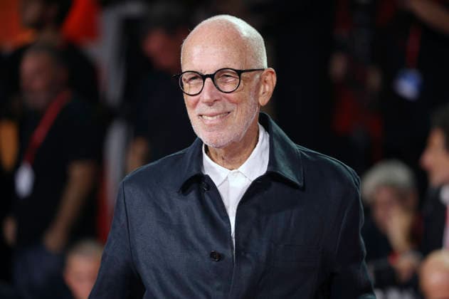 Gabriele Salvatores bei der Premiere des Dokumentarfilms Oasis: Don t Look Back in Anger auf der Biennale di Venezia 2023 83. Internationale Filmfestspiele von Venedig im Palazzo del Cinema. Venedig, 05.09.2026