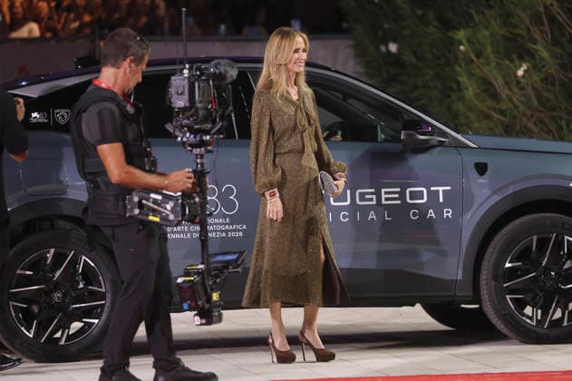 Dana Walden bei der Premiere des Dokumentarfilms Oasis: Don t Look Back in Anger auf der Biennale di Venezia 2023 83. Internationale Filmfestspiele von Venedig im Palazzo del Cinema. Venedig, 05.09.2026