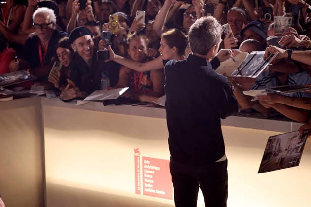 Noel Gallagher bei der Premiere des Dokumentarfilms Oasis: Don t Look Back in Anger auf der Biennale di Venezia 2023 83. Internationale Filmfestspiele von Venedig im Palazzo del Cinema. Venedig, 05.09.2026