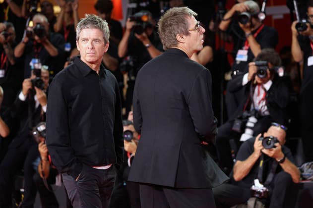 Noel Gallagher und Liam Gallagher bei der Premiere des Dokumentarfilms Oasis: Don t Look Back in Anger auf der Biennale di Venezia 2023 83. Internationale Filmfestspiele von Venedig im Palazzo del Cinema. Venedig, 05.09.2026