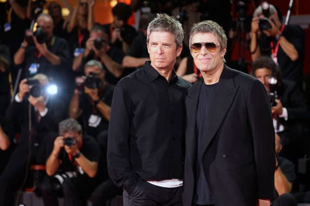 Noel Gallagher und Liam Gallagher bei der Premiere des Dokumentarfilms Oasis: Don t Look Back in Anger auf der Biennale di Venezia 2023 83. Internationale Filmfestspiele von Venedig im Palazzo del Cinema. Venedig, 05.09.2026