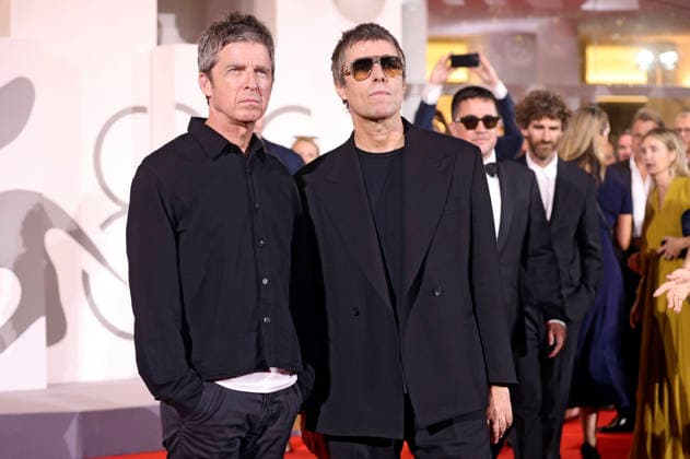 Noel Gallagher und Liam Gallagher bei der Premiere des Dokumentarfilms Oasis: Don t Look Back in Anger auf der Biennale di Venezia 2023 83. Internationale Filmfestspiele von Venedig im Palazzo del Cinema. Venedig, 05.09.2026