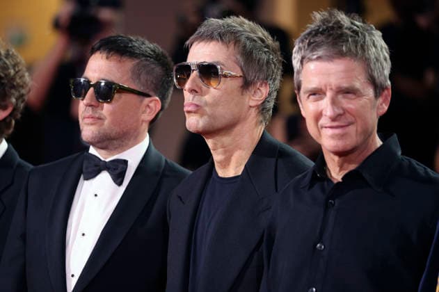 Dylan Southern, Liam Gallagher und Noel Gallagher bei der Premiere des Dokumentarfilms Oasis: Don t Look Back in Anger auf der Biennale di Venezia 2023 83. Internationale Filmfestspiele von Venedig im Palazzo del Cinema. Venedig, 05.09.2026
