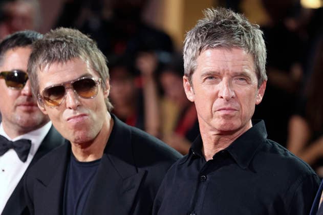 Liam Gallagher und Noel Gallagher bei der Premiere des Dokumentarfilms Oasis: Don t Look Back in Anger auf der Biennale di Venezia 2023 83. Internationale Filmfestspiele von Venedig im Palazzo del Cinema. Venedig, 05.09.2026