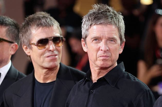 Liam Gallagher und Noel Gallagher bei der Premiere des Dokumentarfilms Oasis: Don t Look Back in Anger auf der Biennale di Venezia 2023 83. Internationale Filmfestspiele von Venedig im Palazzo del Cinema. Venedig, 05.09.2026