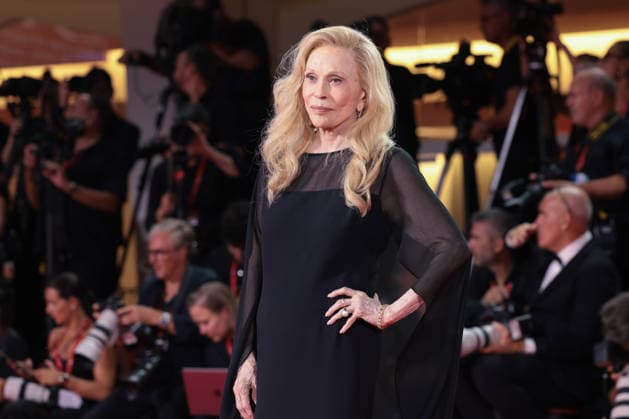 Faye Dunaway - The 83rd Venice International Film Festival Faye Dunaway receives the Italian KinÃ o Award for Lifetime Achievement during the 83rd Venice International Film Festival at Sala Grande on September 05, 2026 in Venice, Italy.  Copyright: xKazukoxWakayamax