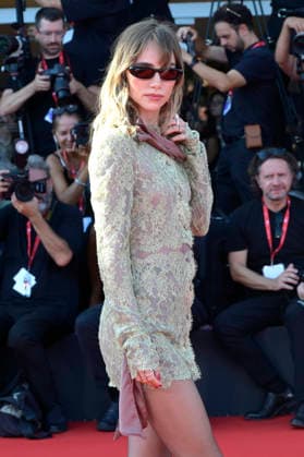 Suki Waterhouse bei der Premiere des Kinofilms Primetime auf der Biennale di Venezia 2023 83. Internationale Filmfestspiele von Venedig im Palazzo del Cinema. Venedig, 05.09.2026