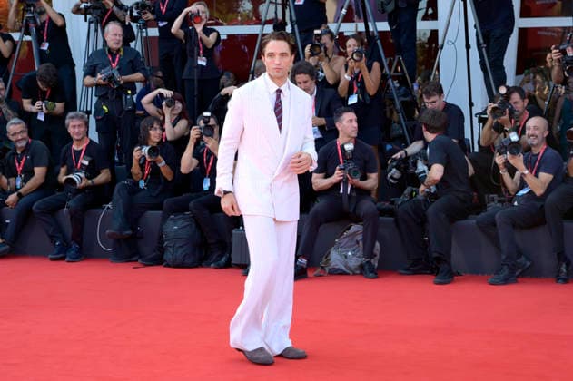 Robert Pattinson bei der Premiere des Kinofilms Primetime auf der Biennale di Venezia 2023 83. Internationale Filmfestspiele von Venedig im Palazzo del Cinema. Venedig, 05.09.2026
