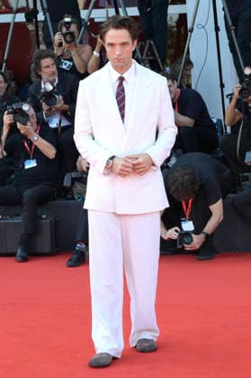 Robert Pattinson bei der Premiere des Kinofilms Primetime auf der Biennale di Venezia 2023 83. Internationale Filmfestspiele von Venedig im Palazzo del Cinema. Venedig, 05.09.2026