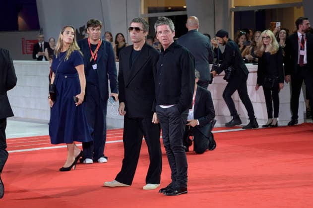 Liam Gallagher und Noel Gallagher bei der Premiere des Dokumentarfilms Oasis: Don t Look Back in Anger auf der Biennale di Venezia 2023 83. Internationale Filmfestspiele von Venedig im Palazzo del Cinema. Venedig, 05.09.2026